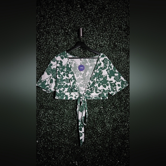 Tops - Floral Green Wrap Top
